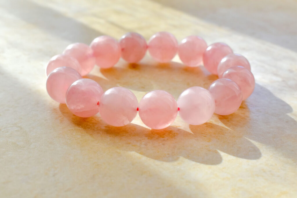 Pink rose quartz beaded bracelet.